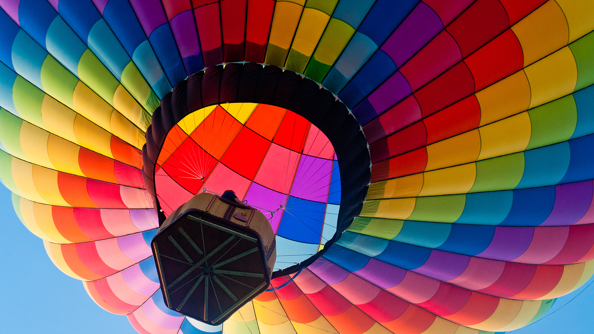 サッカーチーム情報を無料で掲載し団員募集に役立てませんか?