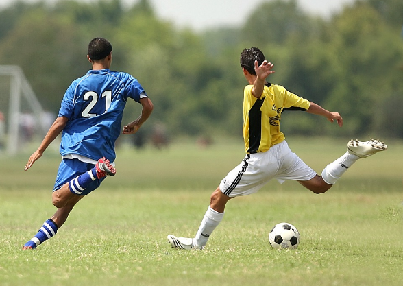 部活とクラブチームのメリット デメリットとは 早い人は小4から考え始める小学生のサッカー進路 ジュニアサッカーnews