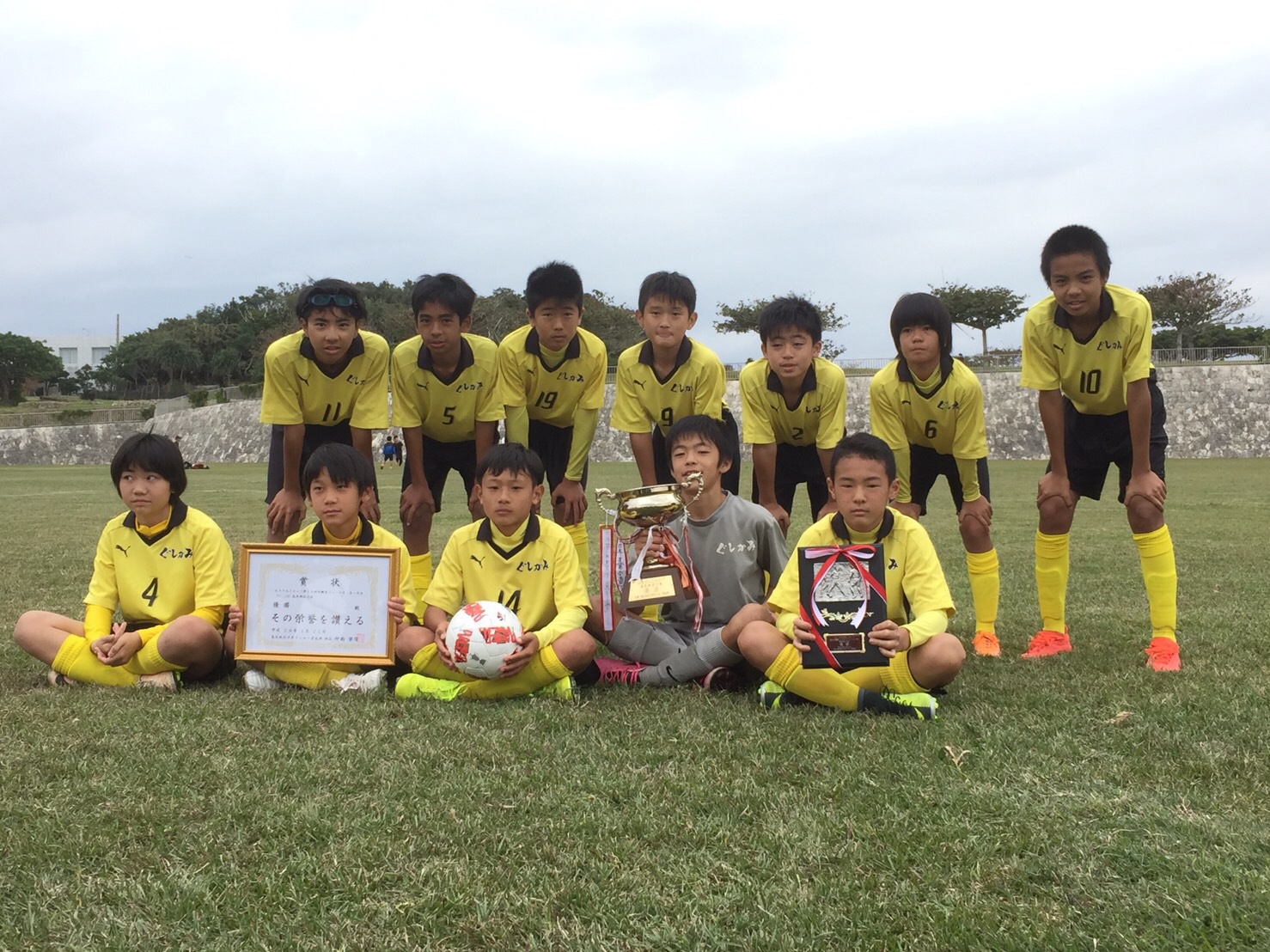 16年度沖縄おきぎんjカップ島尻地区大会 優勝はぐしかみfc ジュニアサッカーnews