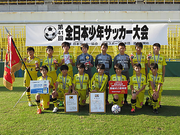 U 12強豪チーム紹介 千葉県 柏レイソルu 12 ジュニアサッカーnews