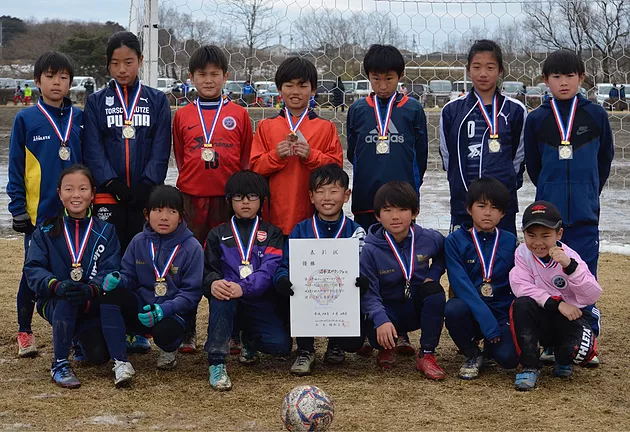 17年度 第27回 ニューイヤーセブンカップサッカー大会 ジュニアクラス U 10 優勝はs4 スペランツァ ジュニアサッカーnews