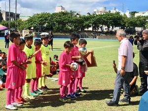 18ofa第13回沖縄ﾌｧﾐﾘｰﾏｰﾄcup沖縄県ｼﾞｭﾆｱ ｕ 11 ﾌｯﾄｻﾙ大会沖縄県大会 優勝はさつきsc A 結果表掲載 ジュニアサッカーnews