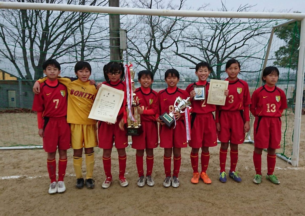 18年度 第7回観音寺ガールズフェスティバル 優勝は屋島ボニータs 写真掲載 ジュニアサッカーnews
