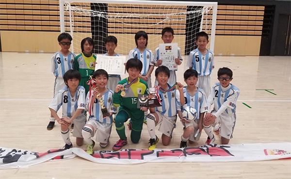 三重少年サッカー応援団 みんなのnews 頑張れ三重中勢 La Vita 19年度 バーモントカップ三重県代表 全国大会出場チーム紹介