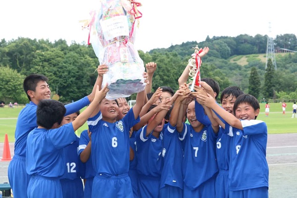 栃木少年サッカー応援団 みんなのnews U 12優勝はグラシアス U 10優勝はアミスタ 芳賀南カップ掲載 栃木県のカップ戦優勝 上位チーム紹介