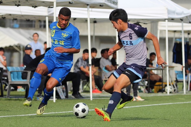 熊本少年サッカー応援団 みんなのnews 4回戦フォトギャラリー Kfa 第98回全国高校サッカー選手権大会熊本県大会