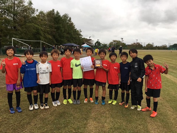 滋賀少年サッカー応援団 みんなのnews 6年生大会優勝は金田 4年生大会優勝は安土 近江八幡スポーツ少年団大会 10月の滋賀県カップ戦紹介