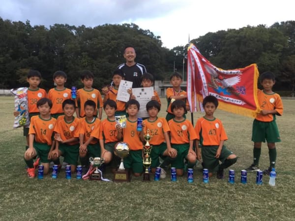 埼玉少年サッカー応援団 みんなのnews レジスタfc 3位 足柄チャレンジカップ U 10 神奈川 優勝はfcパーシモン