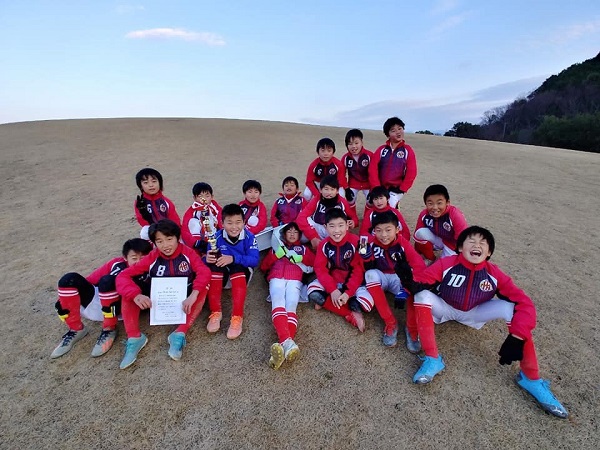 滋賀少年サッカー応援団 みんなのnews 優勝はプライマリー 準優勝は桐原東 U 11豊栄杯サッカー大会 滋賀県 1月のカップ戦まとめ 滋賀少年サッカー応援団 みんなのnews 優勝はプライマリー 準優勝は桐原東 U 11豊栄杯サッカー大会 滋賀県 1月のカップ戦まとめ