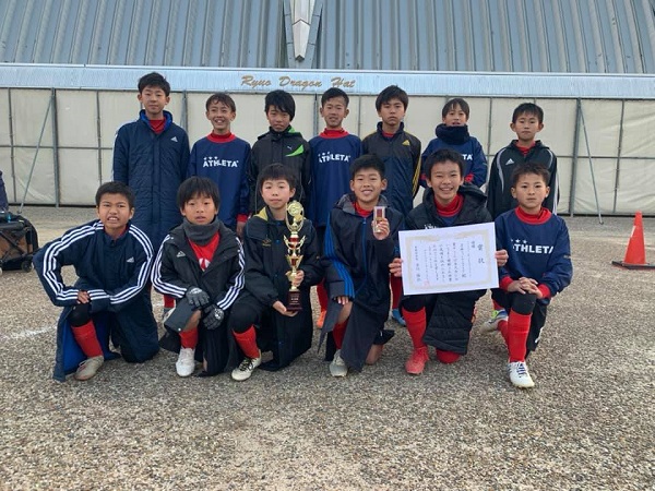 滋賀少年サッカー応援団 みんなのnews 優勝は彦根fc プライマリーカップ U 12 滋賀 1月のカップ戦まとめ 滋賀少年サッカー応援団 みんなのnews 優勝は彦根fc プライマリーカップ U 12 滋賀 1月のカップ戦まとめ