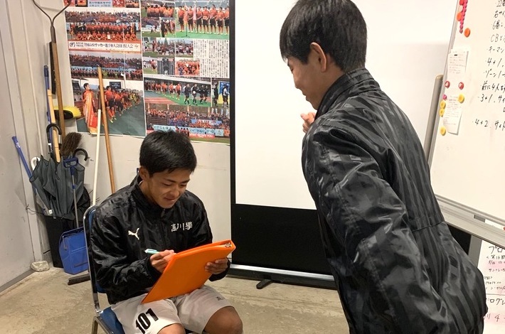 クラウドファンディングで地域密着型チームへ 高川学園サッカー部江本監督インタビュー ジュニアサッカーnews