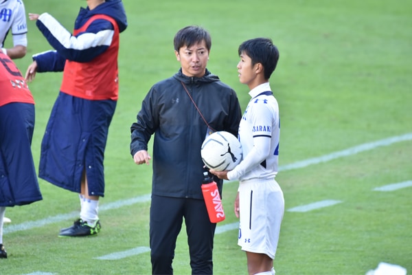 挑戦 自立 律 した大人に成長するために 明秀学園日立高校サッカー部 明秀日立 萬場努監督インタビュー ジュニアサッカーnews