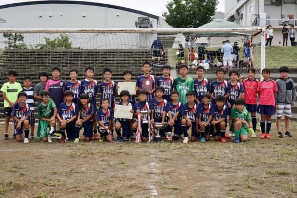 優勝チーム写真追加 年度 読売新聞社杯県西地区サッカー大会 低学年の部 神奈川県 友愛scがpkを制して2年ぶりの優勝 全結果揃いました ジュニアサッカーnews