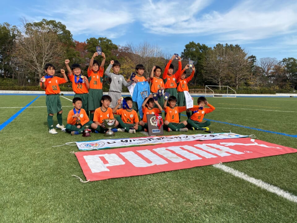 U 9川崎市秋季サッカー大会 神奈川県 優勝はfcパーシモンw 川崎市92チームの頂点に 各賞掲載 ジュニアサッカーnews