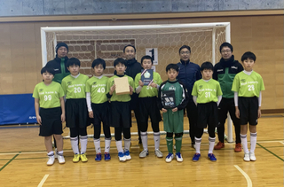 優勝チーム写真 優秀選手掲載 年度県央地区4種卒団大会 新潟 優勝はレアル加茂fc ジュニアサッカーnews 優勝チーム写真 優秀選手掲載 年度県央地区4種卒団大会 新潟 優勝はレアル加茂fc ジュニアサッカーnews