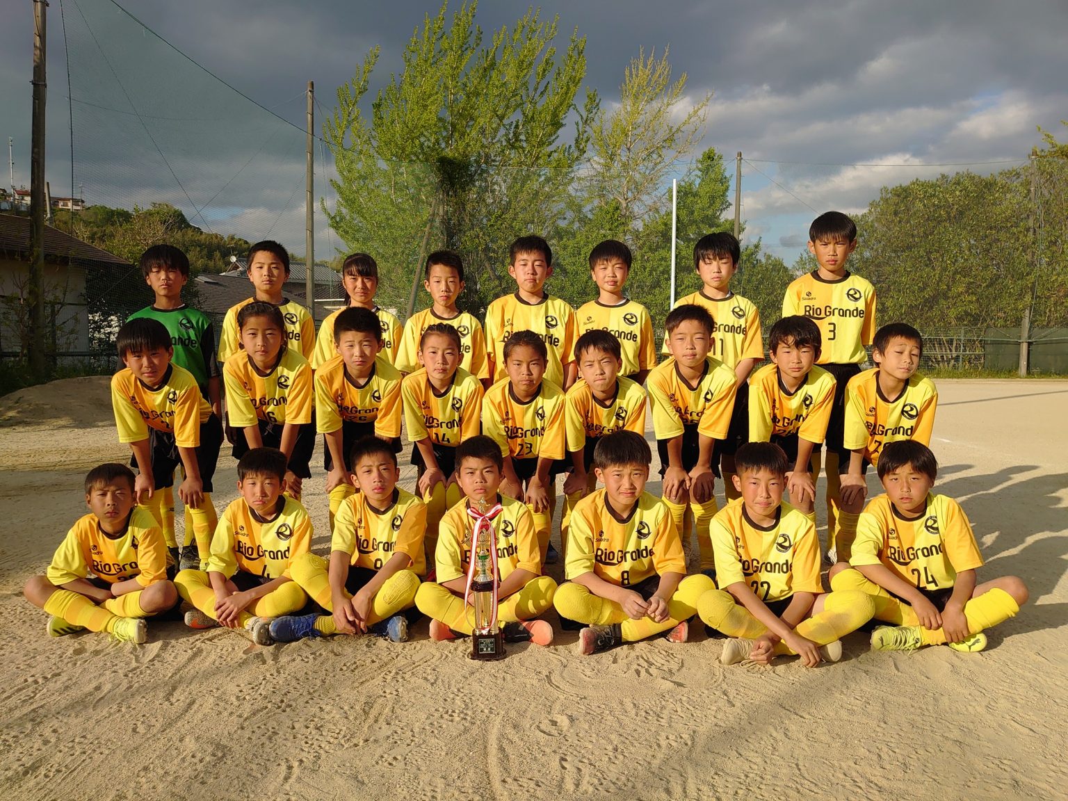 21年度 第12回信貴グリーンカップ 6年生大会 奈良県開催 優勝はリオグランデfc A ジュニアサッカーnews