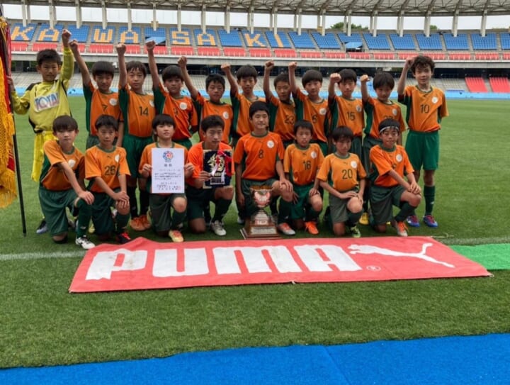 優勝チーム写真追加 21年度 斎藤旗争奪川崎市春季少年サッカー大会 神奈川県 パーシモンwがpk戦を制して優勝 川崎市74チームの頂点に フロンターレ 中野島wとともに県チャンピオンシップ進出 ジュニアサッカーnews