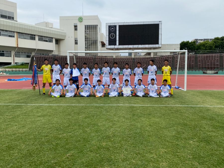 優勝チーム写真掲載 21年度 熊本県高校総体サッカー競技 男子 インターハイ 優勝は大津 ジュニアサッカーnews