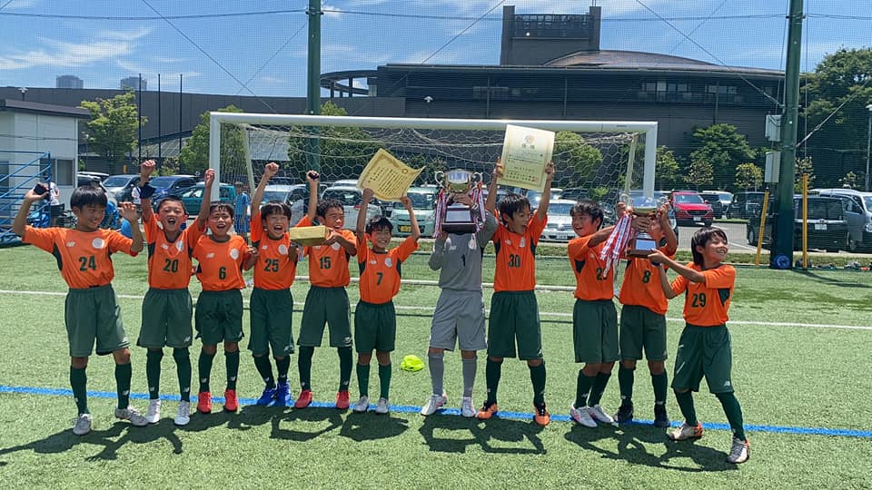 優勝チーム写真追加 21年度 かわしん杯ジュニアサッカー大会 神奈川県 優勝はfcパーシモンw 連覇達成 川崎市93チームの頂点に 川崎 フロンターレ 中野島fcwとともに県チャンピオンシップ出場 情報ありがとうございます ジュニアサッカーnews