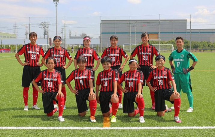 優勝写真掲載 21年度 愛知県高校女子サッカー大会 高校夏季大会 優勝は聖カピタニオ 5連覇達成 ジュニアサッカーnews