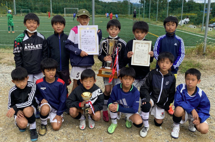 21年度 第43回神戸兵庫シティライオンズクラブ杯秋季大会3部 兼兵庫県少年サッカー4年生大会神戸予選 優勝はロヴェスト神戸 ジュニアサッカーnews 21年度 第43回神戸兵庫シティライオンズクラブ杯秋季大会3部 兼兵庫県少年サッカー4年生大会神戸予選 優勝はロヴェスト神戸 ジュニアサッカーnews
