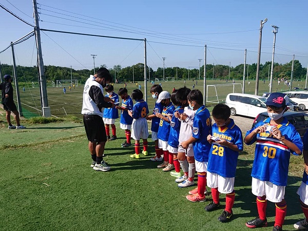 21年度 第43回神戸兵庫シティライオンズクラブ杯秋季大会3部 兼兵庫県少年サッカー4年生大会神戸予選 優勝はロヴェスト神戸 ジュニアサッカーnews