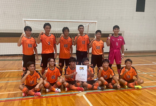 優勝写真掲載 22年度 Jfa第9回全日本u 18フットサル選手権大会 中国地域大会 岡山県開催 優勝は高川学園 詳細情報お待ちしています ジュニアサッカーnews