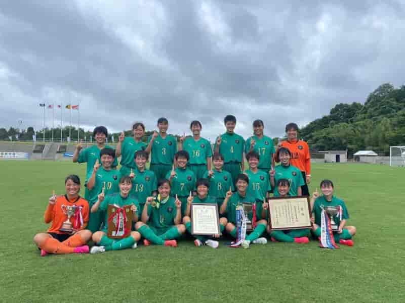 優勝校写真 各賞追加 22年度 全国高校総体女子サッカー競技大会 女子インターハイ 徳島 延長制して大商学園が初優勝 十文字とともにu 18 女子サッカーファイナルズ出場へ ジュニアサッカーnews