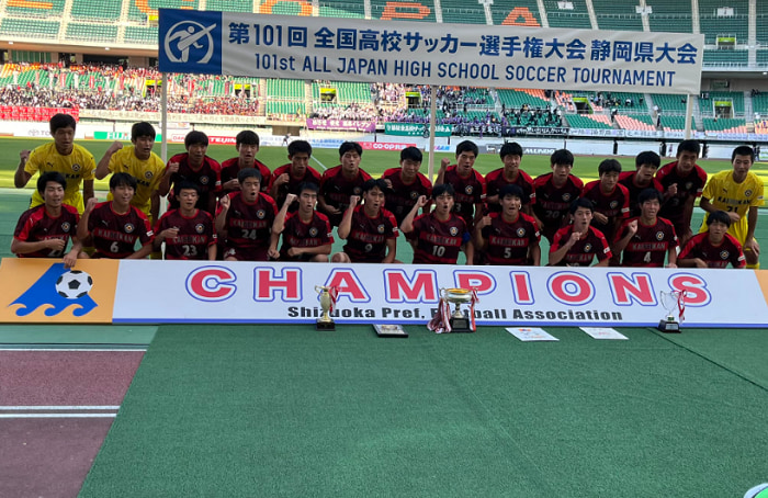 優勝写真 各賞 ベストイレブン掲載 第101回全国高校サッカー選手権 静岡県大会 優勝は浜松開誠館 4年ぶり2回目の全国大会出場決定 ジュニア サッカーnews