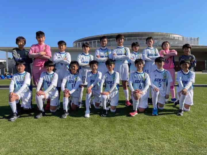 優勝 第3位チーム写真追加 特集記事追加 22年度 Jfa全日本u 12サッカー選手権 全国大会 鹿児島 優勝はレジスタfc 埼玉 連覇達成 全国8159チームの頂点に ジュニアサッカーnews