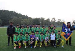 【優勝チーム写真掲載】2023年度 KYFA 第1回MBC開発CUP U-12サッカー大会 鹿児島県大会 優勝は飛松FC！