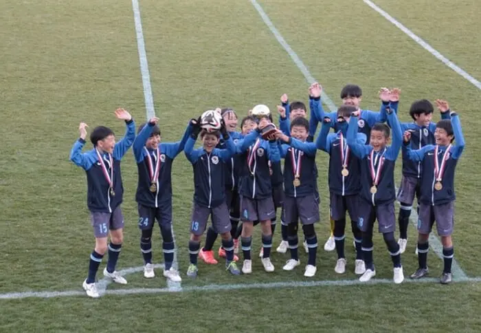 優勝写真掲載】2023年度 AIFA卒業記念 MUFGカップ 兼 U-12