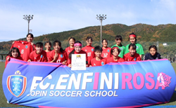 【優勝写真掲載】2025年度  岐阜県Ｕ-15⼥⼦サッカーリーグ  ENFINI ROSAが全勝優勝！最終結果表掲載！